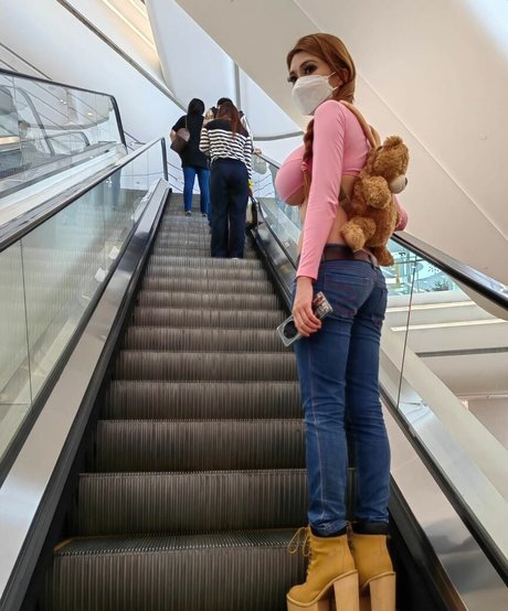 perky tits onlyfans adult photos