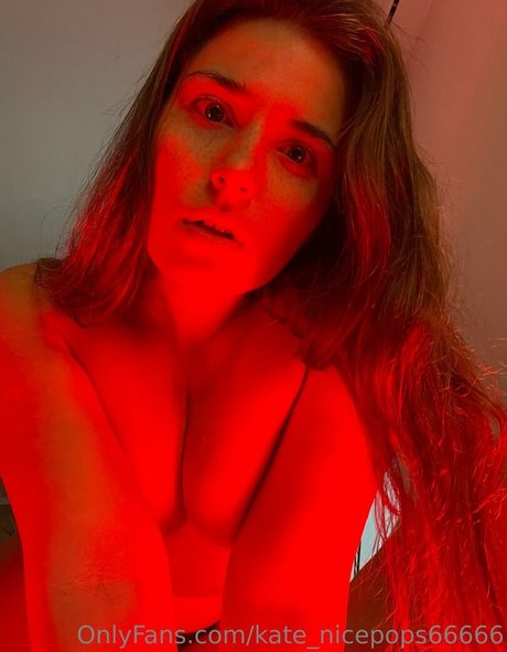 bathroom fuck onlyfans sexy naked portrait