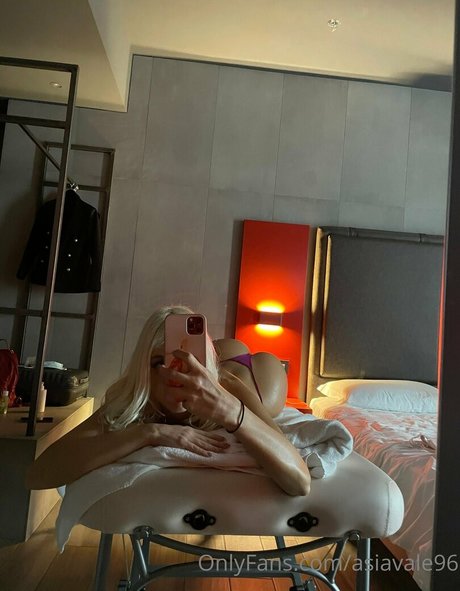 asiavale96 nude onlyfans leaks