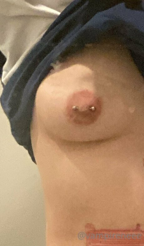 vampireneee onlyfans nsfw