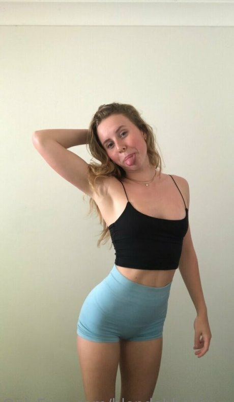 blondebhabiexx onlyfans ass