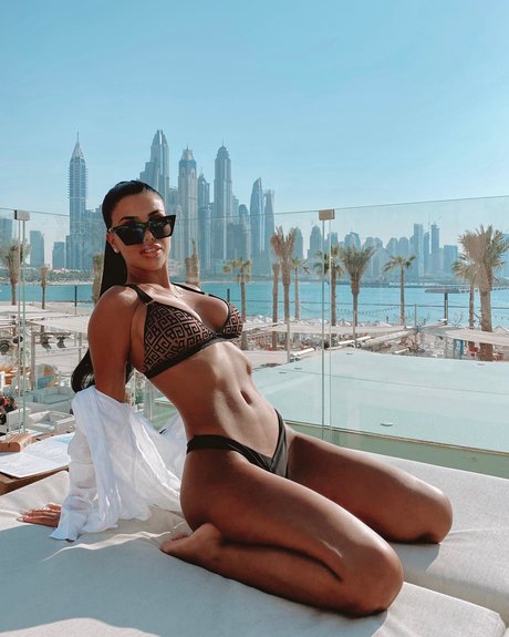 Isabel Raad onlyfans nudes