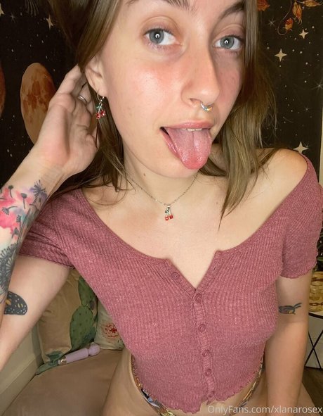 lovelondon xoxo ass onlyfans