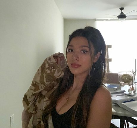 leahfrag onlyfans post