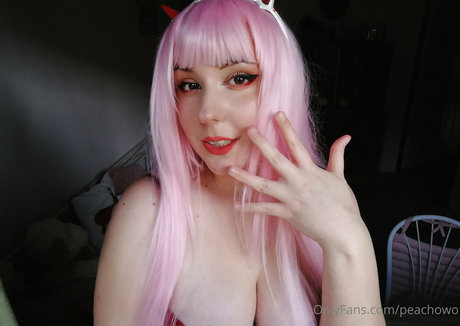 peachowo desnuda onlyfans