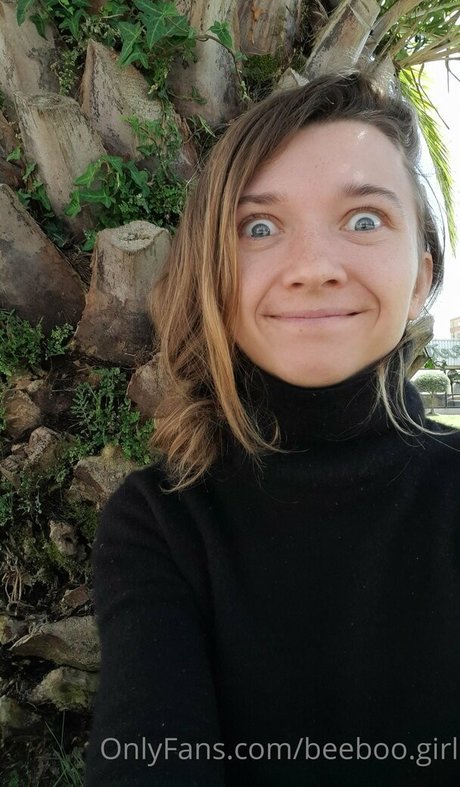 beeboo girl only fans pictures