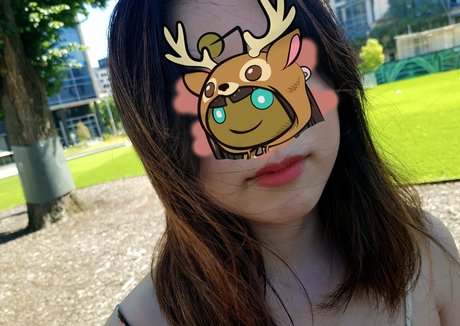 Yumi Kiwi onlyfans sextape leak