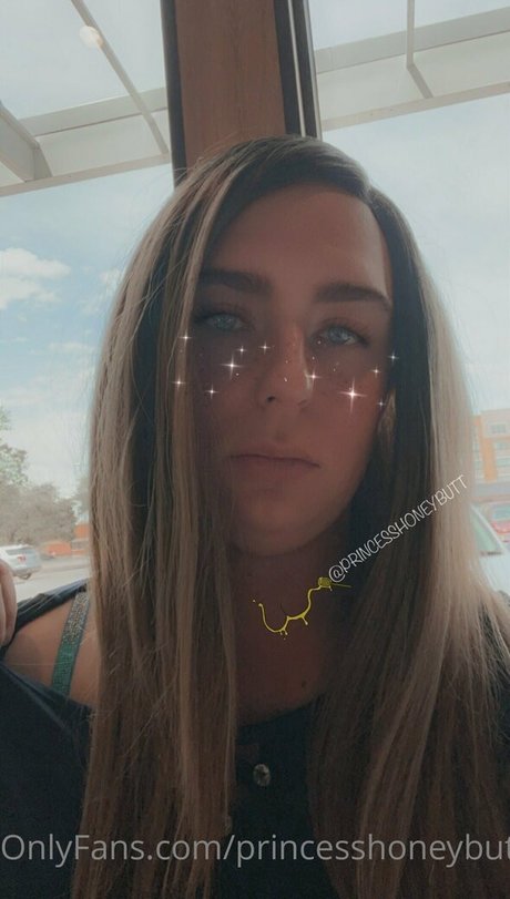 princesshoneybutt onlyfans tits