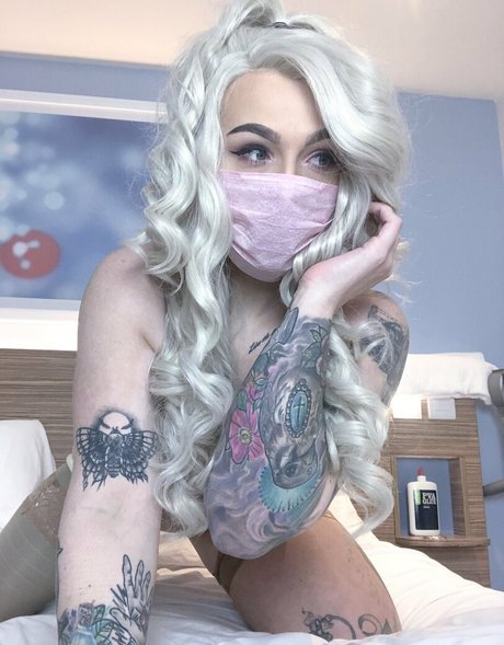 naughtynaturalnova onlyfans explicit content