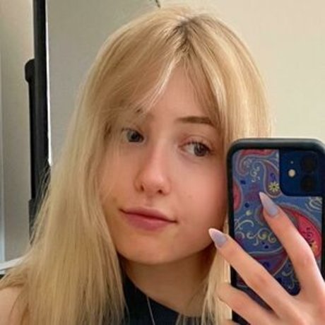 bambiSkye hot onlyfans