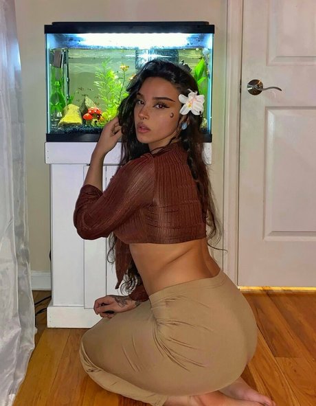 Lunamoonrivas onlyfans model images