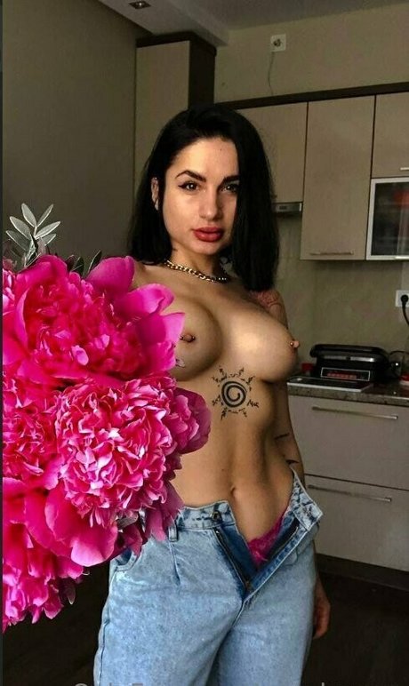 thai pussy onlyfans art naked still