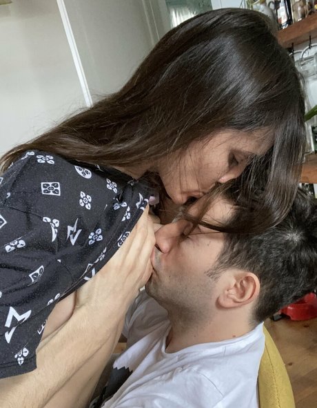 My Sweet Apple onlyfans public photos