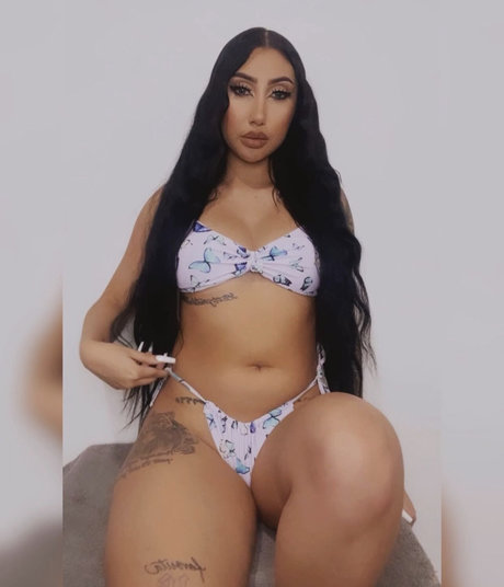 LisseteGee naked onlyfans leak