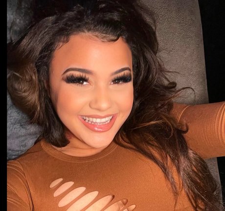 Nightly Nessa naked onlyfans leak