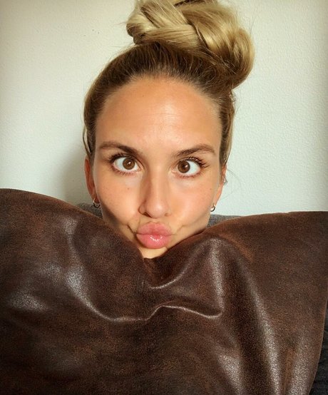 Natasha Thomsen leak only fans