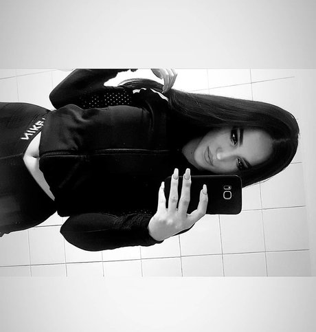 Madalina Mates only fans leaked