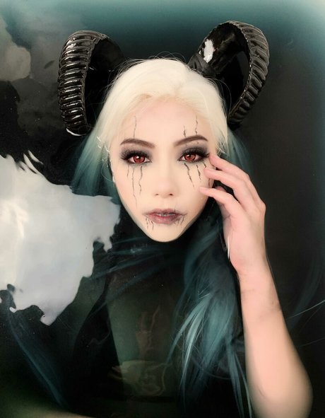 blonde cum onlyfans porno render