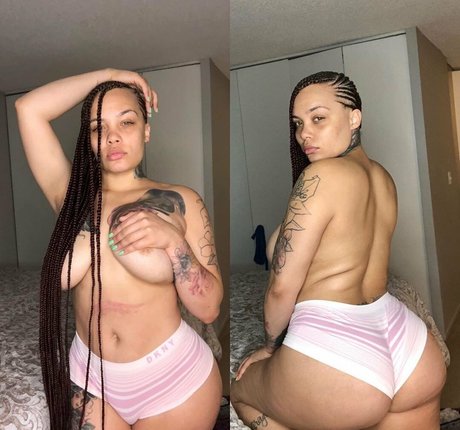 SaraGold onlyfans nudes leaks