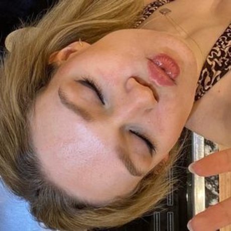 Sapphire Upshall onlyfans porn leaks