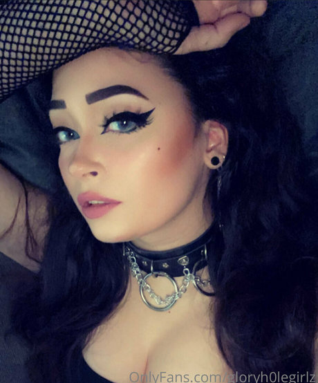 gloryh0legirlz onlyfans sextape