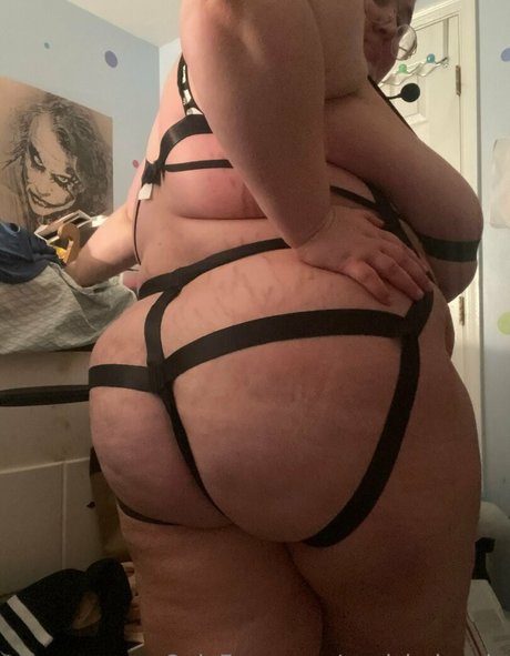 squishylynxie naked on onlyfans