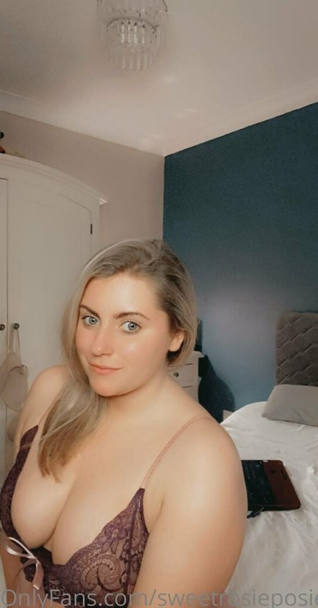 sweetrosieposie leaks onlyfans porn