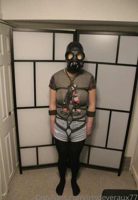 irisdeveraux77 on onlyfans