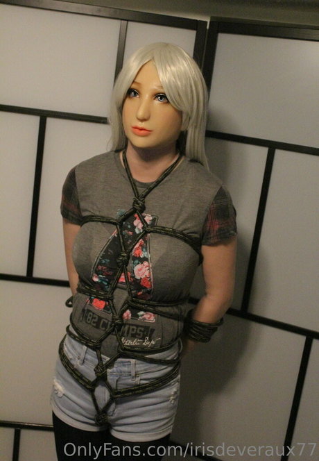 irisdeveraux77 onlyfans mega
