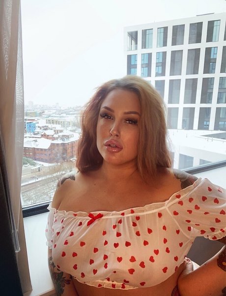 cum on tongue onlyfans free porn depiction