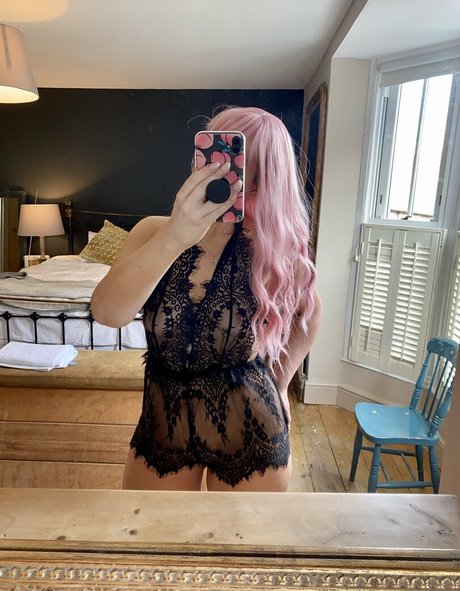 cosplay tube onlyfans free naked selfie