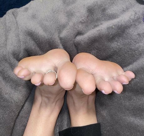 sashasfeetishxo leaked naked onlyfans