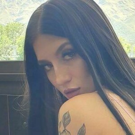 Lihue Gonzalez onlyfans leaks.