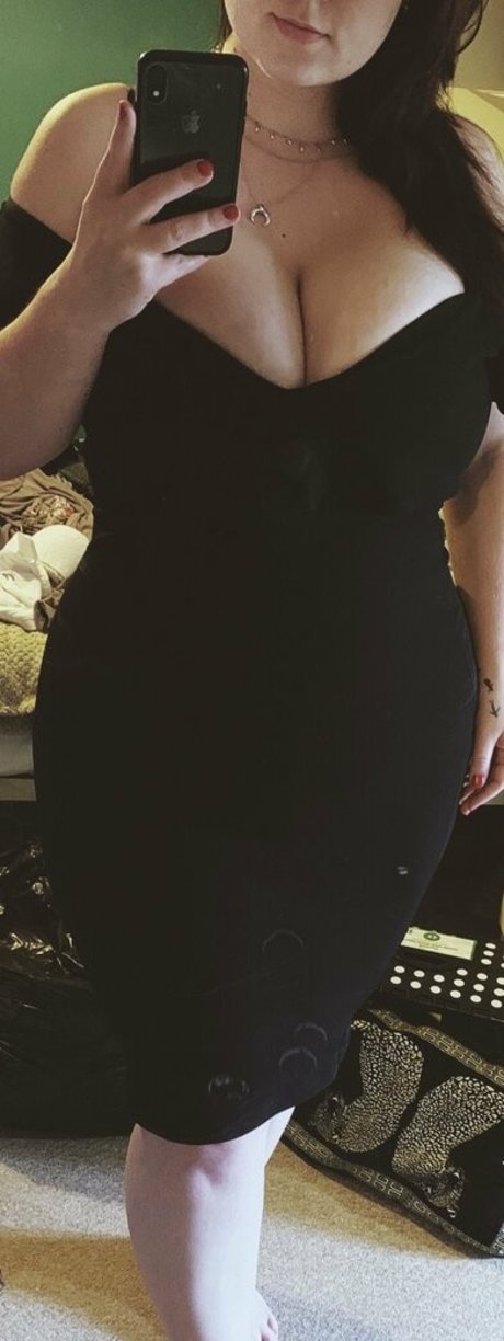 Cherrycola1990 nude onlyfans pics