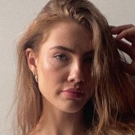 Oonagh C free only fans