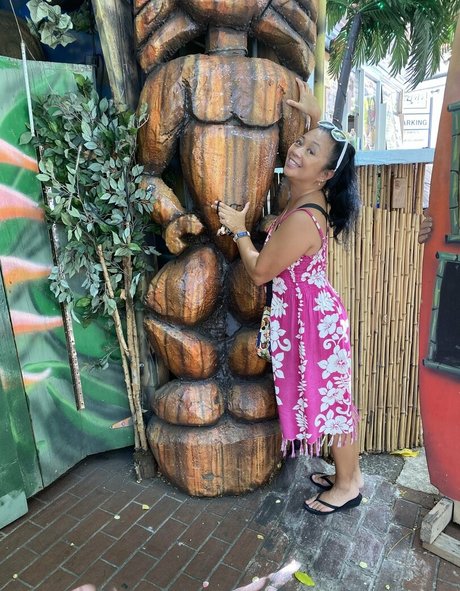 clubluckystarr onlyfans naked