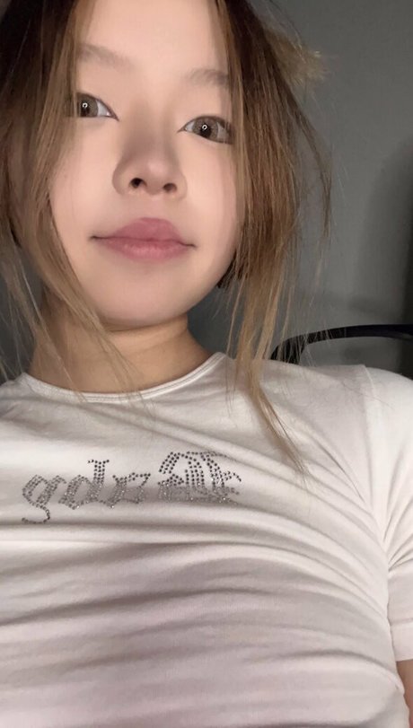 mxeqia onlyfans topless