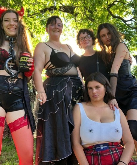 Mirra R leaked only fans