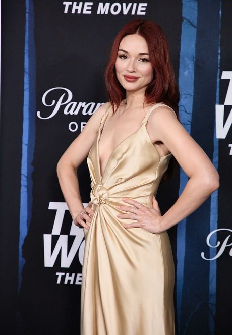 Crystal Reed leaked onlyfans pics