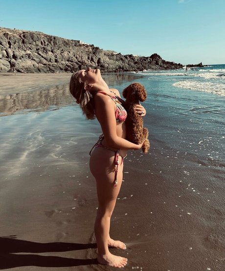 Alicia Agneson onlyfans sex