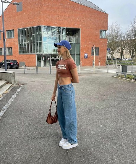 Juliette Bossu onlyfans nude tits