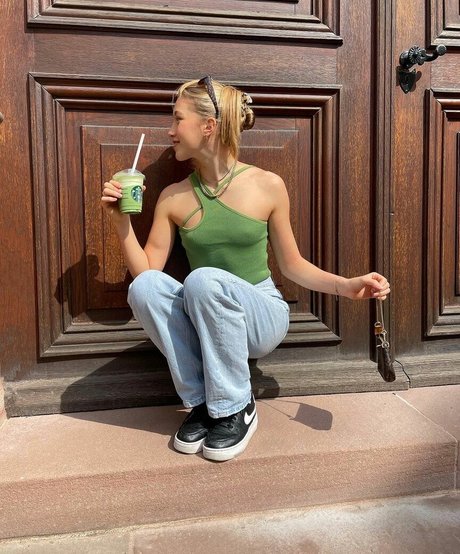 Juliette Bossu desnuda onlyfans