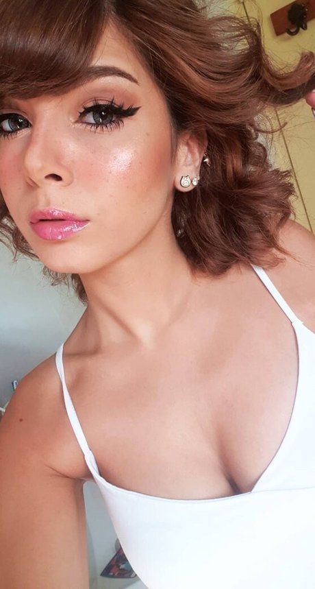 Mayuminnielove onlyfans nude photos