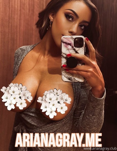arianagrayfree nudes onlyfans leaked