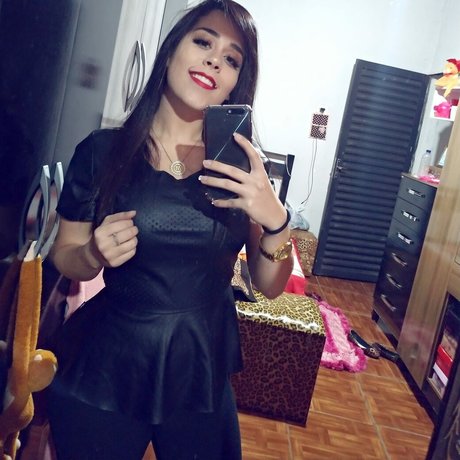 millenecarolina onlyfans leaks free