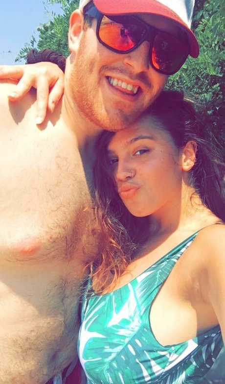 Kaylee Burnett leaked onlyfans photos