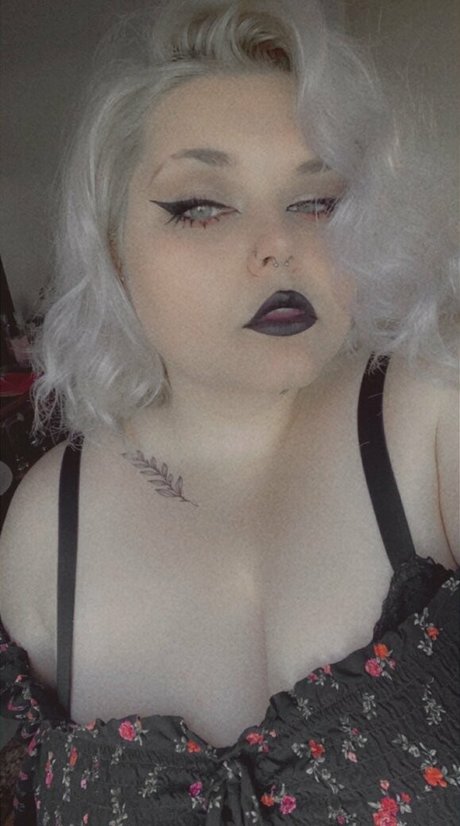 ivorystarr1 onlyfans leaks