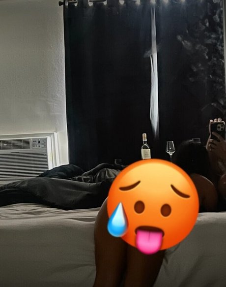 Daria Hadipour only fans sex