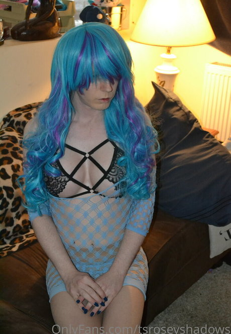 tsroseyshadows onlyfans nude