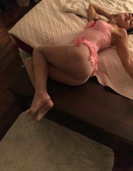 nylonskitten onlyfans sextape